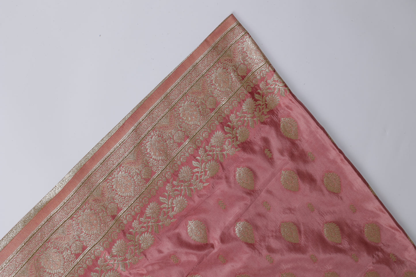 Premium Banarasi Silk Saree (Pink)
