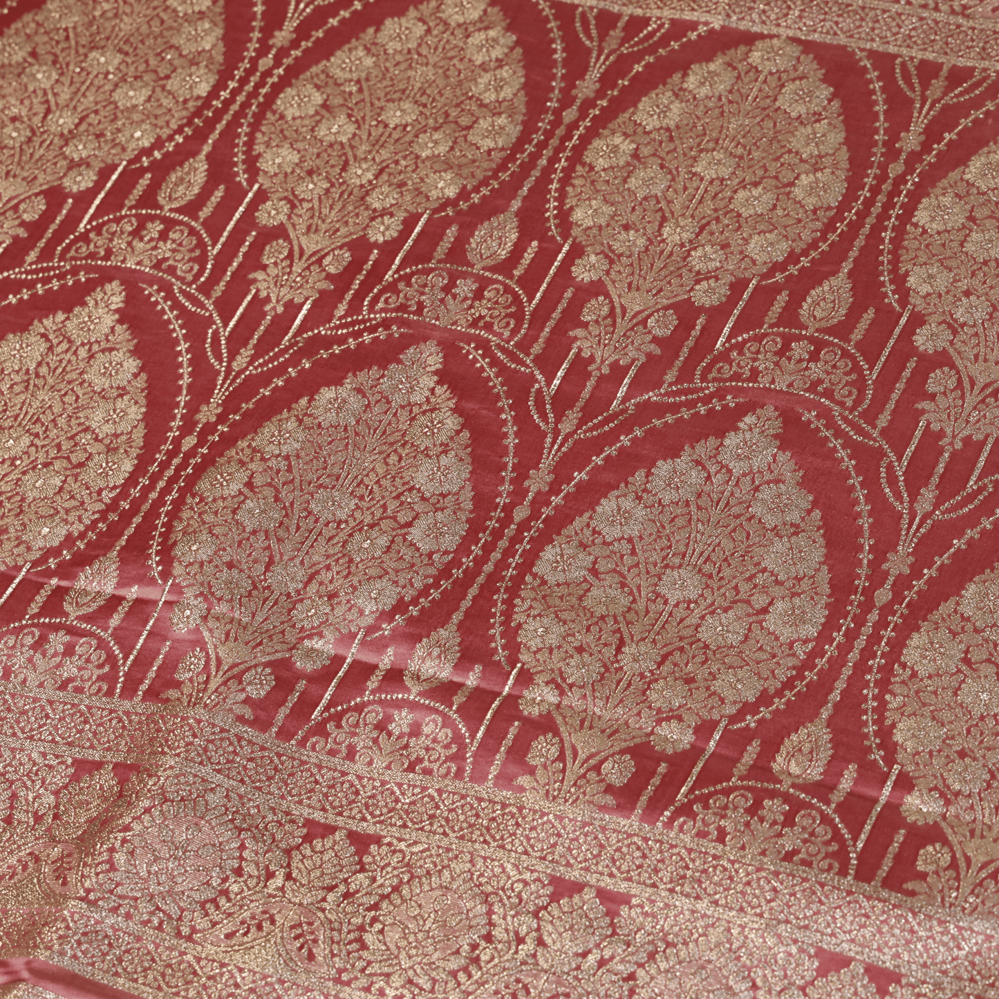 Premium Banarasi Silk Saree (Pink)