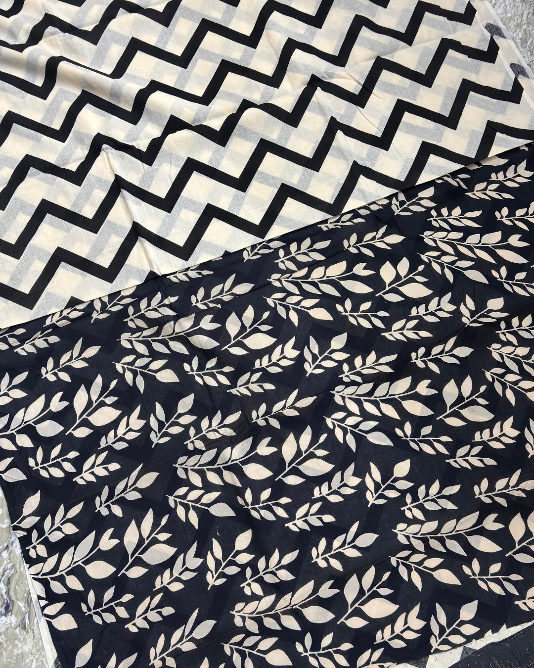 Ivory & Black Geometric Printed Pure Linen Cotton Saree with Contrast Leaf Print Pallu