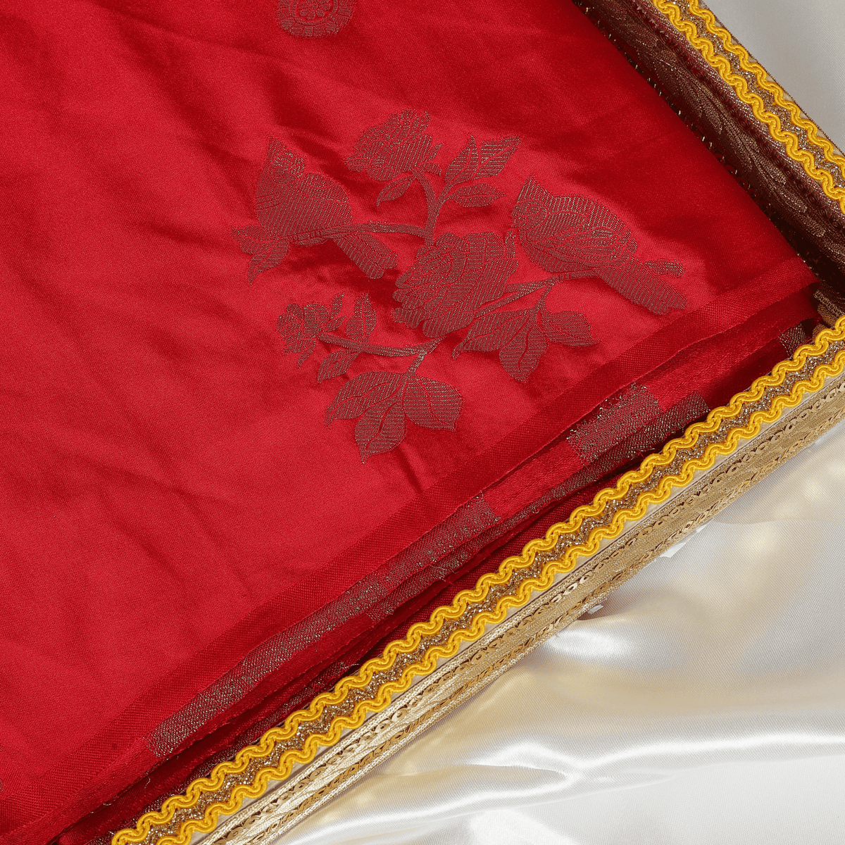 Red Pure Banarasi Satin Silk Saree (Red)