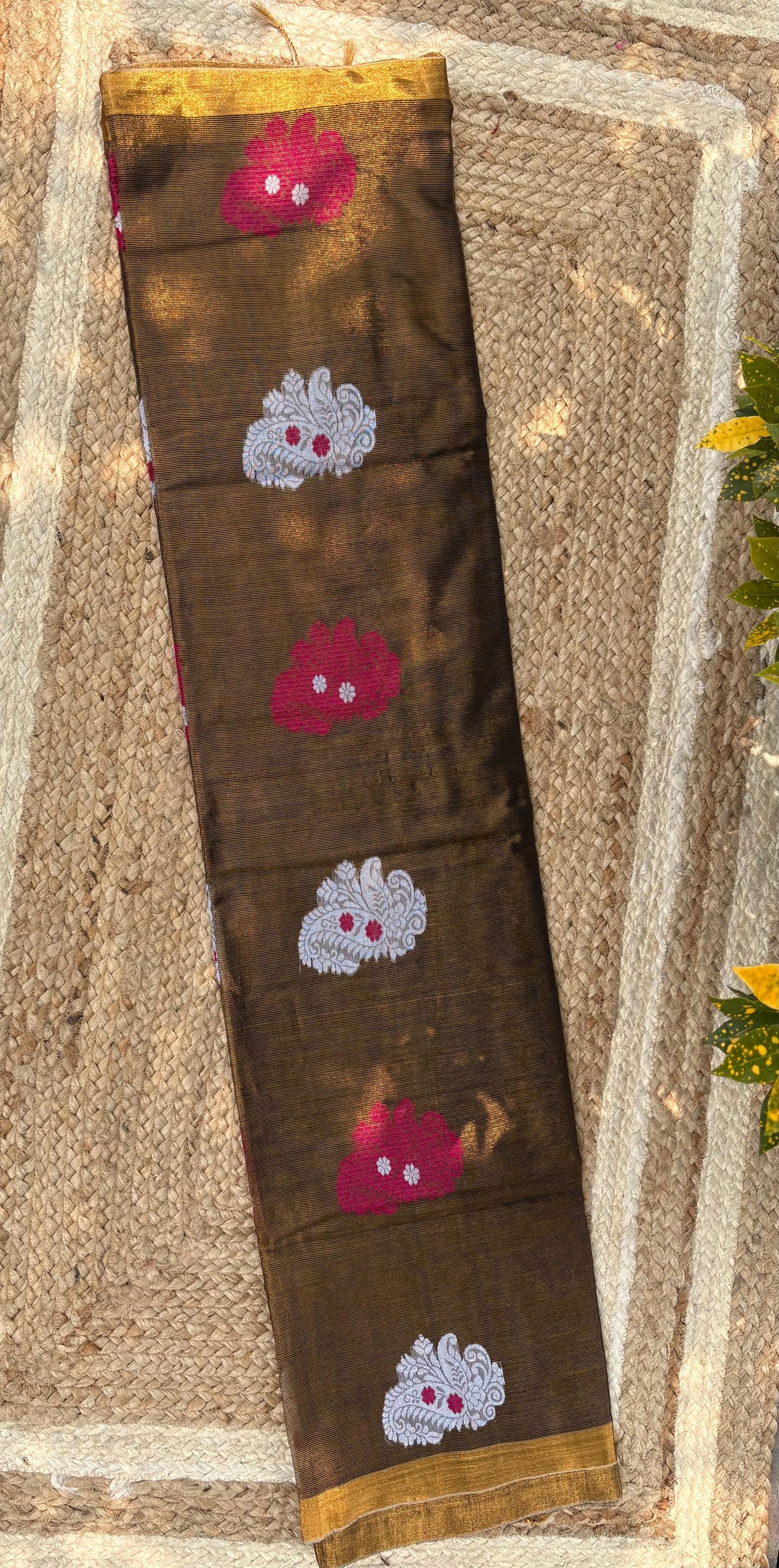 Tissue Linen Saree (Coffee Brown)