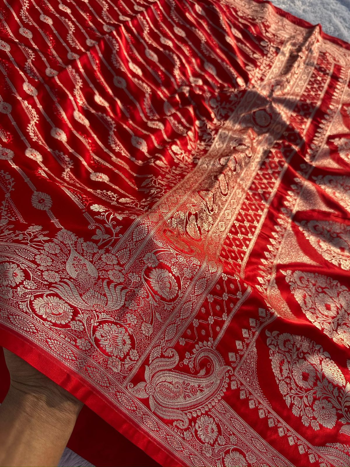 Red Pure Mashru Silk Saree with Jaal Weaving