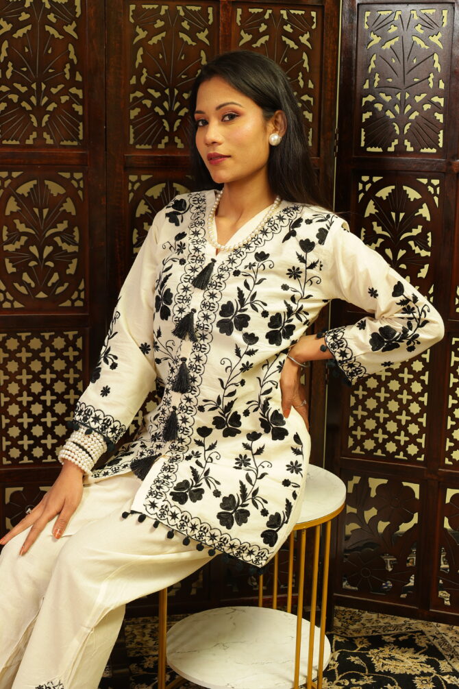 Feel Feather Black Thread Embroidered Cotton Co-Ord set for Women - Image 2
