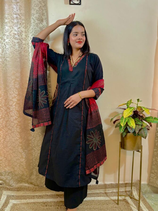 Pure Cotton A-Line Kurta Set For Women - Image 2