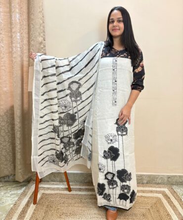 Feel Feather Off White Embroidered Suit