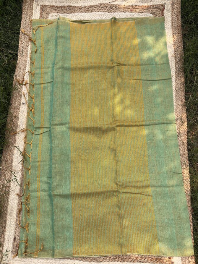 Feel Feather Golden Tissue Linen Saree - Image 5