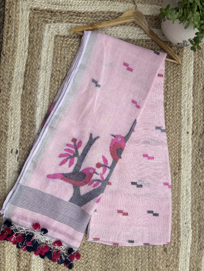 Feel Feather Light Pink Birds Linen Jamdani Handloom Saree - Image 3
